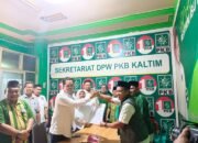 Wakil Ketua DPD RI Optimis Siap Maju Di Pilgub Kaltim, Mahyudin Kembalikan Formulir Pendaftaran di DPW PKB Kaltim
