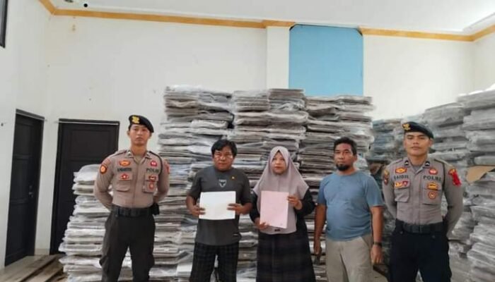 Polres Paser Amankan Kedatangan Logistik Pilkada 2024 di Gudang KPU Kab.Paser