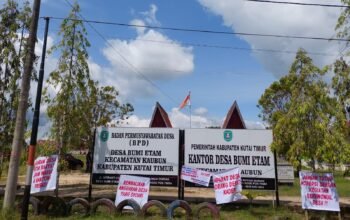 Warga Kepung Kantor Desa Bumi Etam, Desak Transparansi Bongkar Dugaan TIPIKOR