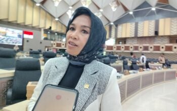 Tenaga Kerja Lokal Tersisih, Sulasih Dorong Prioritas Penyerapan di Sektor Tambang