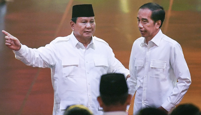 Penugasan Gibran ke Papua, Ray Rangkuti: Isyarat Hubungan Politik Jokowi-Prabowo Makin Tak Seiring