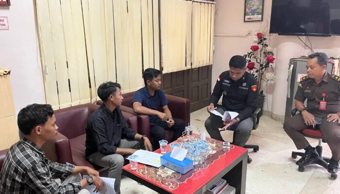 Desak Transparansi Anggaran Dana Hibah PSU Kukar 2025, APPK Geruduk KPU dan Kejari Kukar