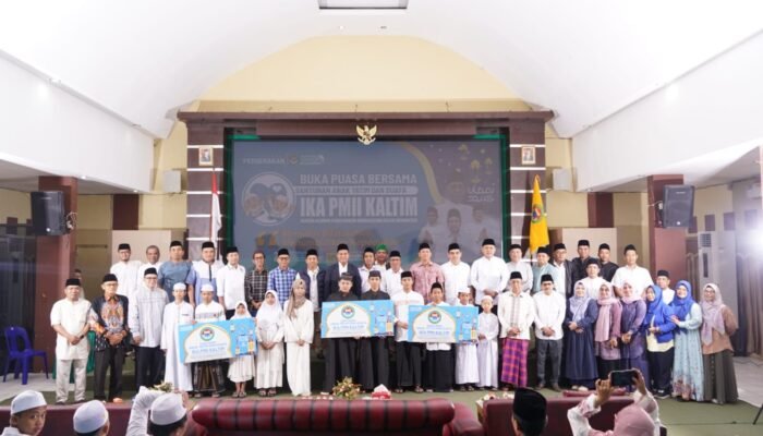 Nuansa Ramadhan Pengurus Wilayah IKA PMII KALTIM Gelar Bukber Dan Santunan 100 Anak yatim
